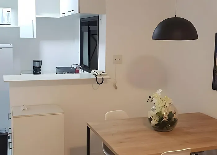 Apartamentos Em Laranjeiras: Seu Refugio Urbano Com Piscina E Academia Rio de Janeiro